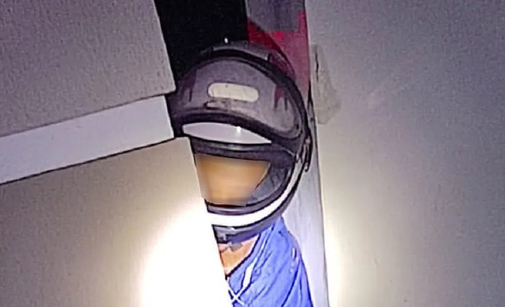 Homem morre após colidir motocicleta contra portal de entrada de Parapuã e ficar preso entre as colunas de concreto