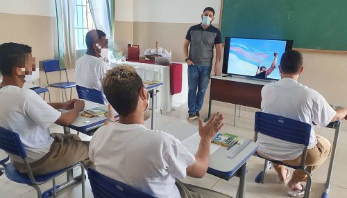 Homens transexuais participam de ação na PF de Tupi Paulista