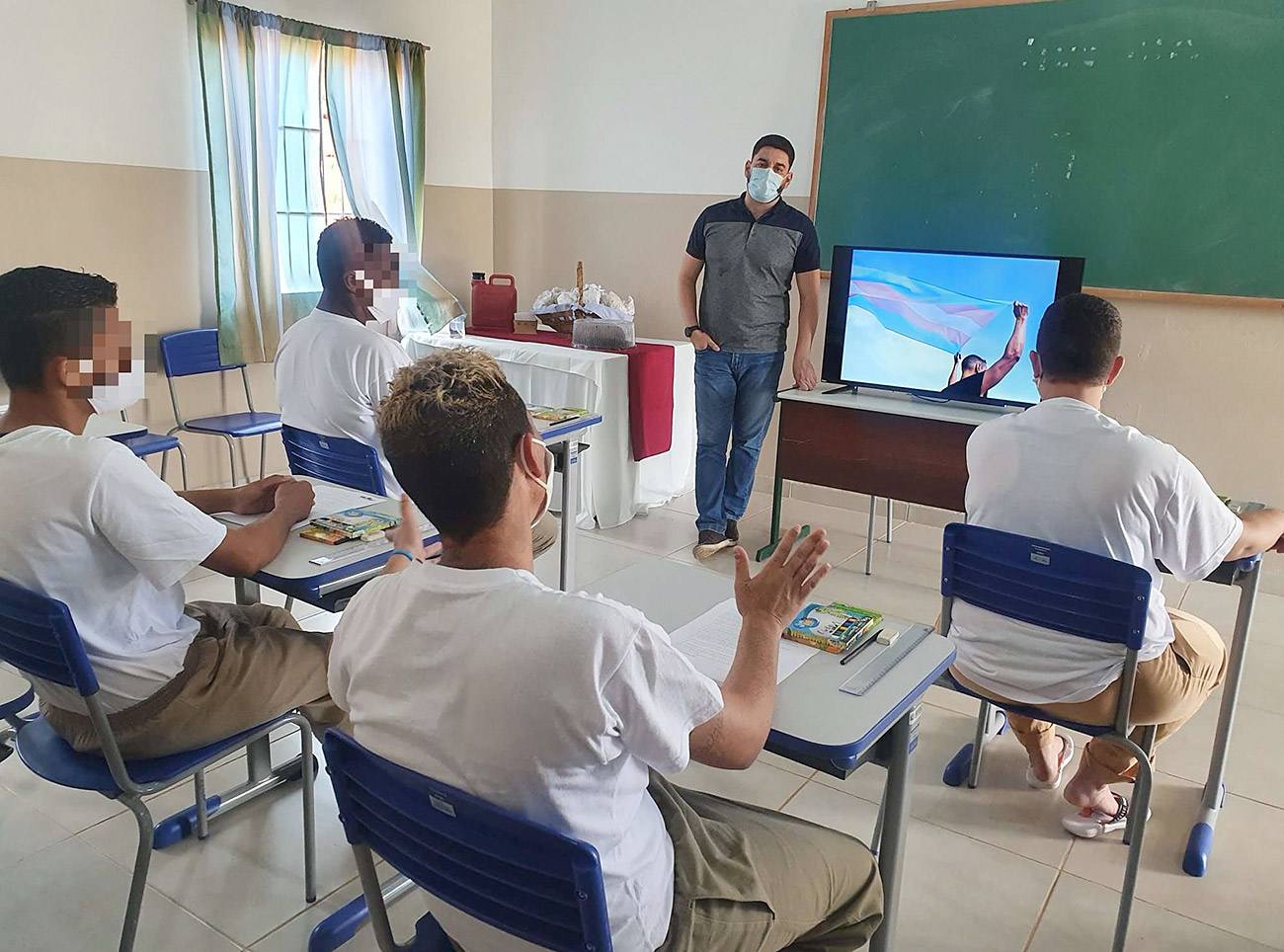 Homens transexuais participam de ação na PF de Tupi Paulista