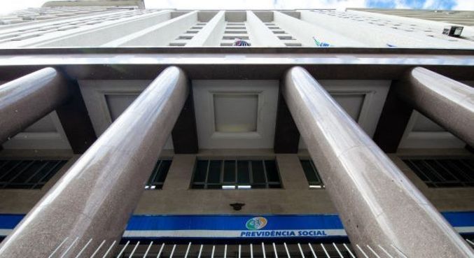 Aposentadorias do INSS terão aumento de 5,93%, e teto vai para R$ 7.507,49