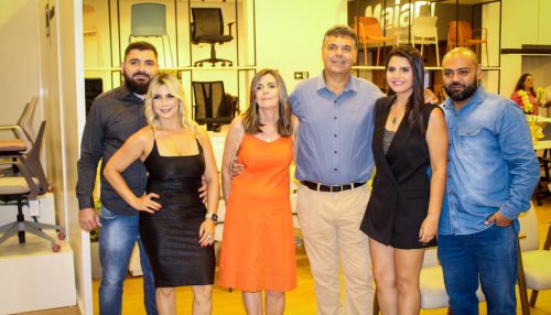 Novo Show da Maiart móveis corporativos, consolida 31 anos de trabalho do César e família