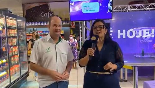 Ganhadora de uma Fiat Strada 0 km da campanha Hiper Cliente Feliz Cocipa é de Adamantina