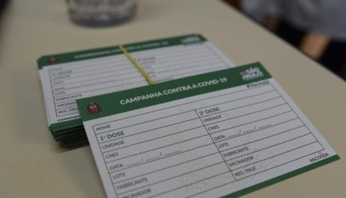 Governo de SP sanciona projeto que tira obrigatoriedade do comprovante de vacina de Covid-19