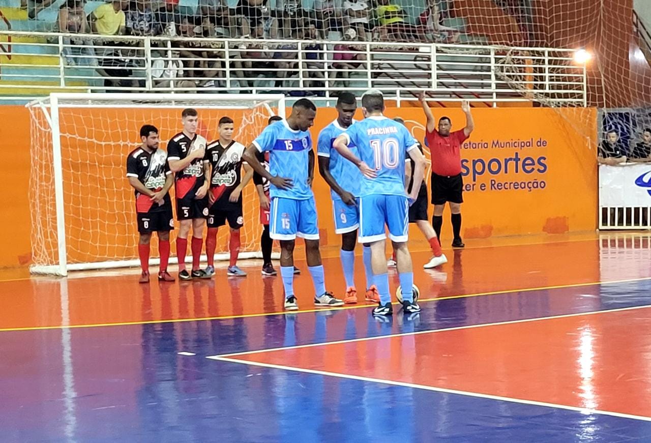 A Copa UNIPEDRAS evidencia atletas da região e movimenta economia local.