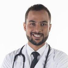 Entre os novos desafios da carreira de medicina, apresentar a nova temporada do 'Saúde é o que interessa' é a cereja do bolo.