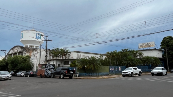 A sede da Prefeitura de Adamantina poderá ter novo endereço