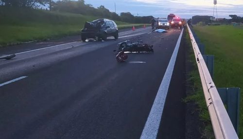 Ao trafegar pela contramão, motociclista morre após colidir de frente com veículo na Rodovia Raposo Tavares, em Regente Feijó