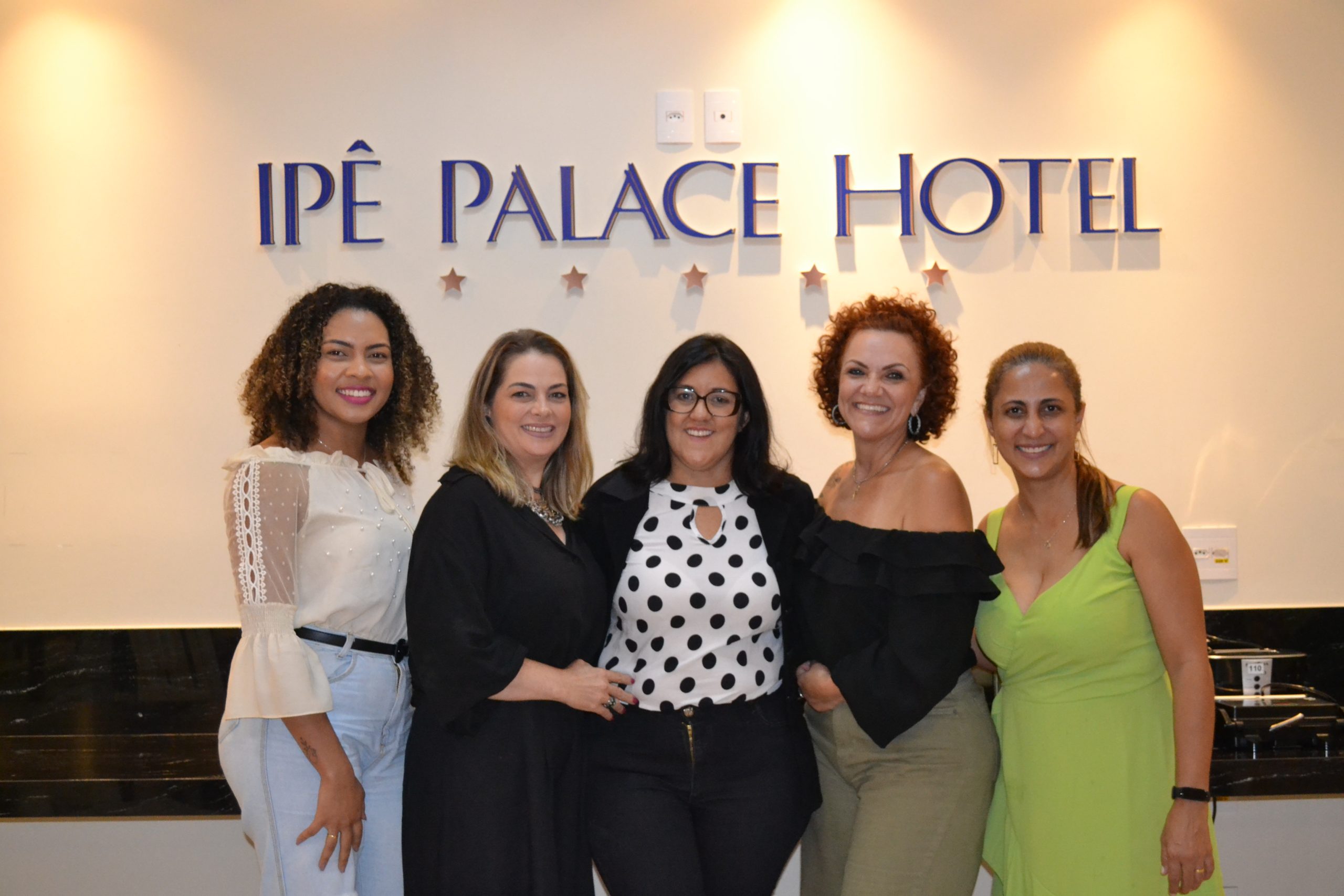 Life FM e Centro Universitário de Adamantina apresentam a edição 2023 do projeto Glamour Mulher