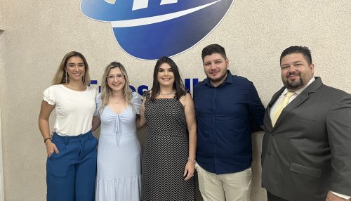 Aluna de Fisioterapia da UniFAI recebe prêmio de honra ao mérito do CREFITO