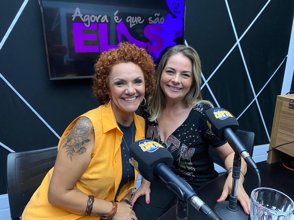As amigas Ana’s esbanjam beleza e bom humor em podcast Agora É que são Elas