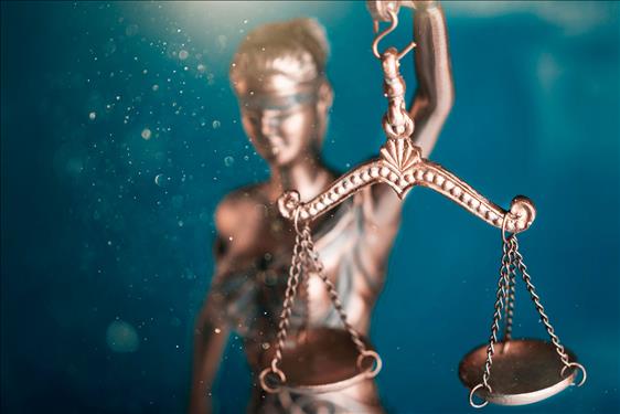 Justiça condena réus que humilharam homem embriagado e compartilharam imagens em redes sociais