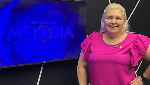 Ligia Assunção em visita a Adamantina comenta suas conquistas nos EUA.