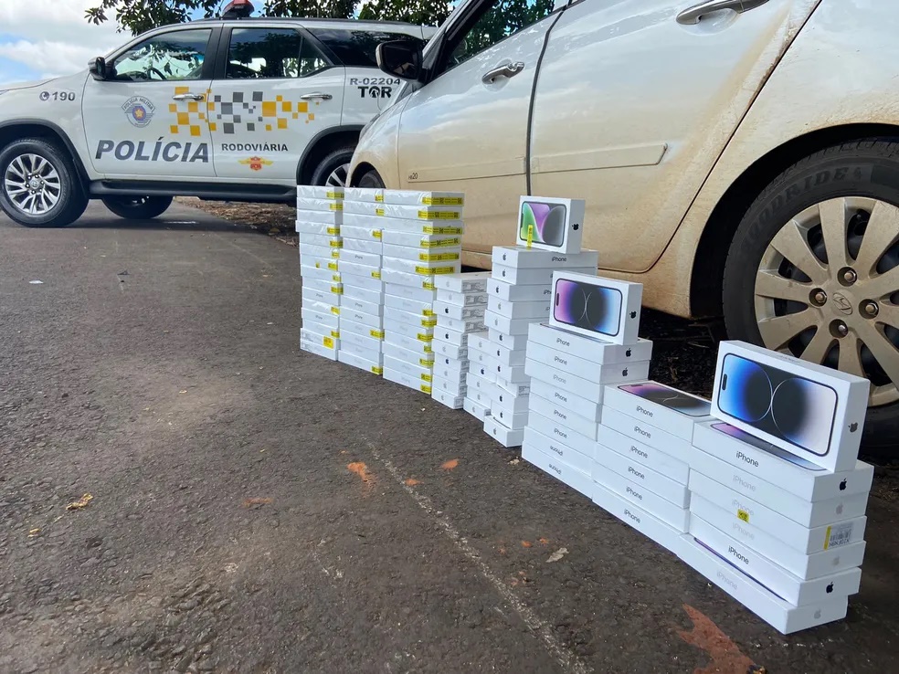 Motorista é preso com carga de 100 celulares sem notas fiscais avaliada em mais de R$ 500 mil