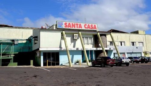 Idoso é vítima de ataque de cães durante a madrugada em Osvaldo Cruz