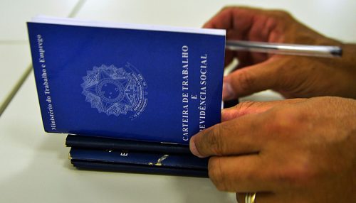 400 vagas de emprego foram criadas no primeiro quadrimestre de 2023 em Adamantina