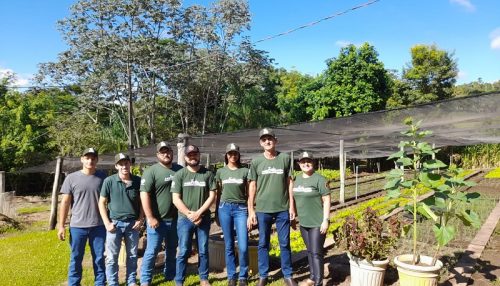 Área Experimental de Fitotecnia do Centro Universitário de Adamantina é palco de reportagem para TV