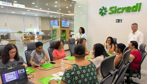 A mulher 50 + está cheia de projetos, a educação financeira se faz necessário para realiza-los.