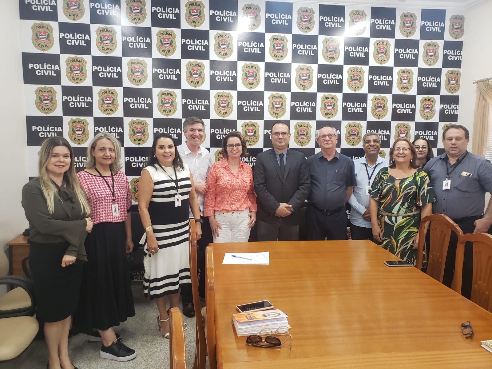 Diretoria Regional de Ensino de Adamantina, visita Delegacia Seccional de Polícia de Dracena