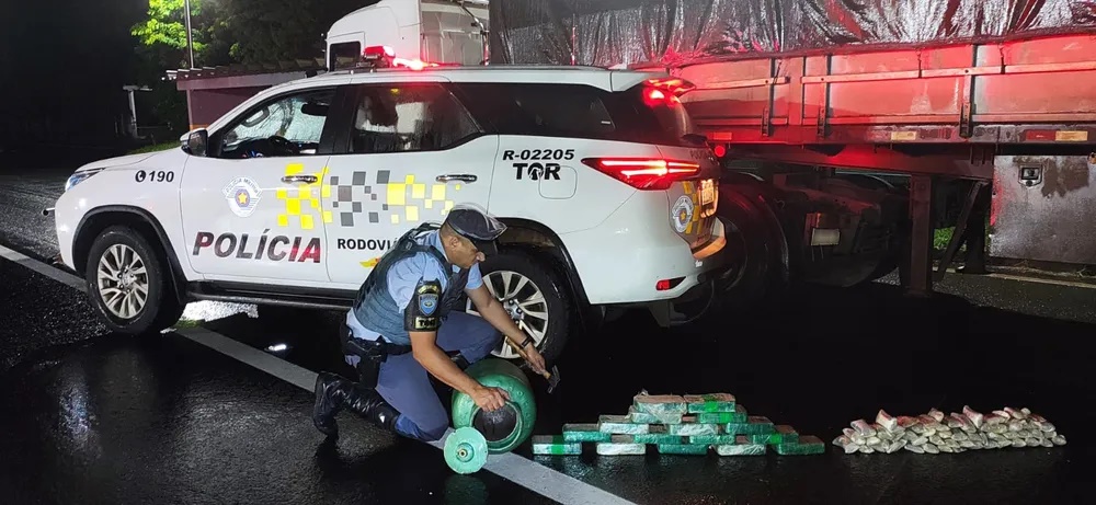 Caminhoneiro é flagrado transportando entorpecentes em botijão de gás e acaba preso, em Rancharia