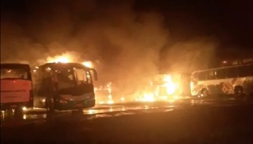 Incêndio atinge garagem de empresa de ônibus em Dracena