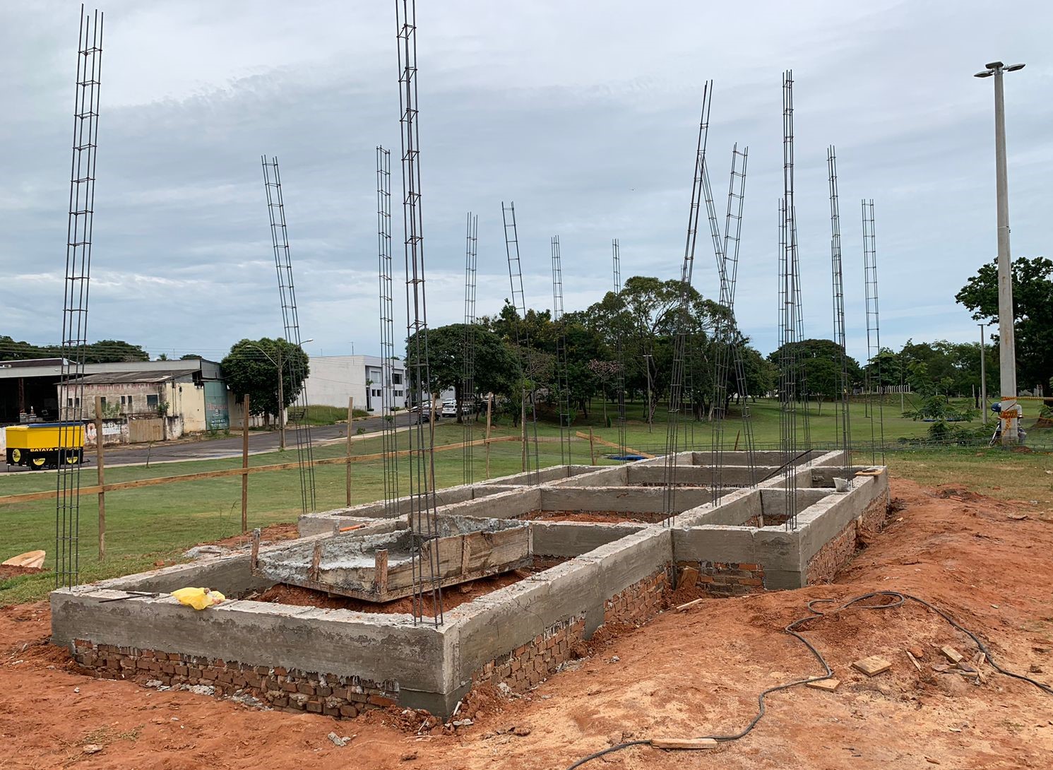 Obras de revitalização do Parque dos Pioneiros prosseguem em Adamantina