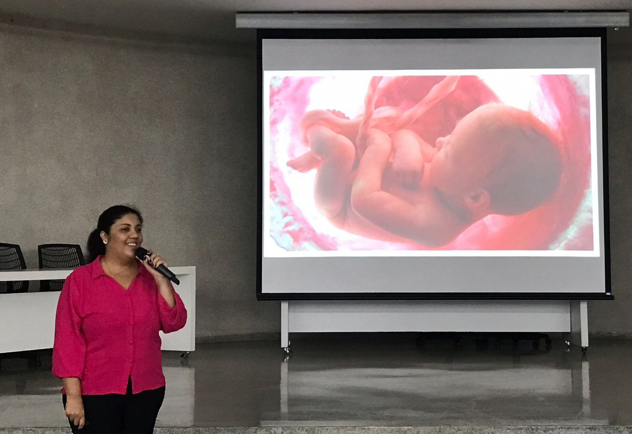 GAMI e Centro Universitário de Adamantina  promovem palestra para gestantes