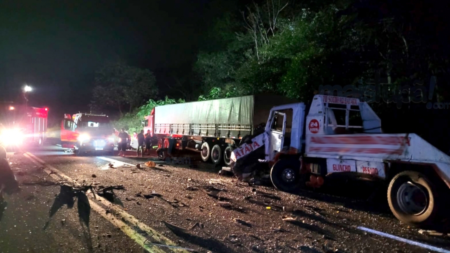 Duas pessoas ficam gravemente feridas em acidente envolvendo vários veículo na SP-294 em Tupã