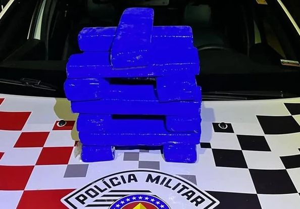 Rapaz de 19 anos é preso com 10 kg de maconha escondidos dentro de porta-malas, em Tupi Paulista