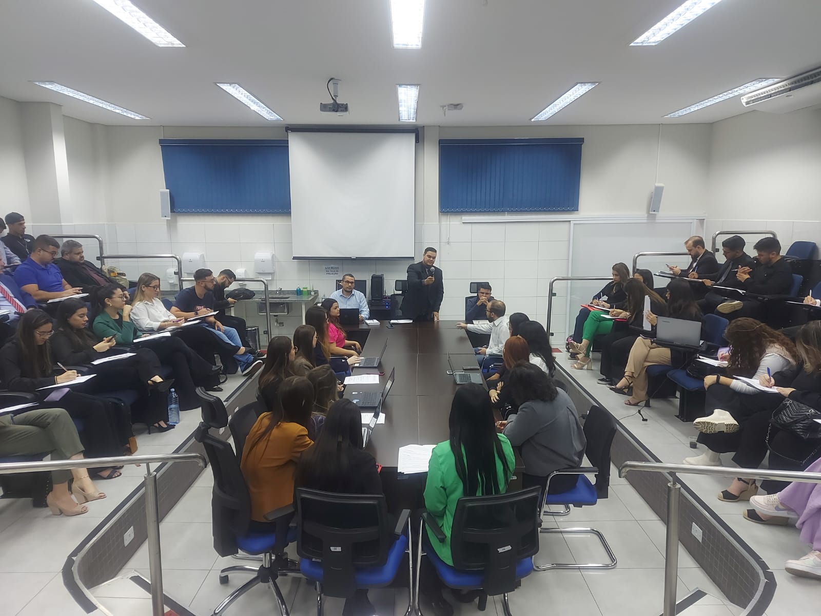 Curso de Direito realiza audiências simuladas