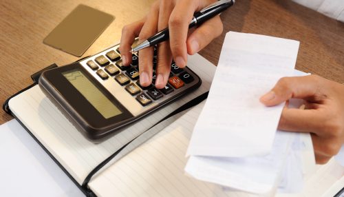 Imposto de Renda: prazo para entregar a declaração termina amanhã