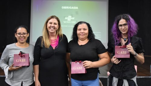 Oficina de Fotos e Vídeos para redes sociais leva conhecimento para as empreendedoras que estarão presentes na 2ª Edição da Feira da Mulher Empreendedora