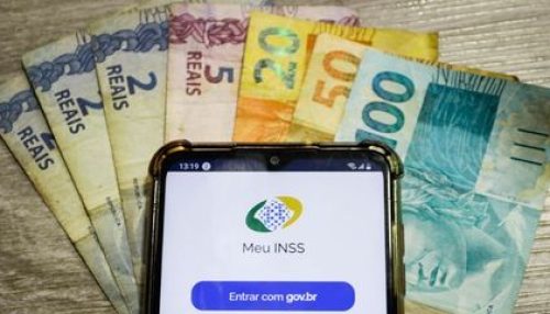 INSS começa a pagar 13º e novo salário mínimo hoje; veja calendário
