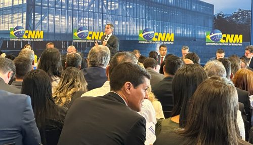 Projetos no Congresso visam assegurar repasses para cumprimento do piso salarial da enfermagem