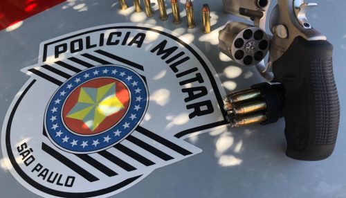 Em Adamantina, homem é preso pela PM após atirar e ferir vítima durante discussão