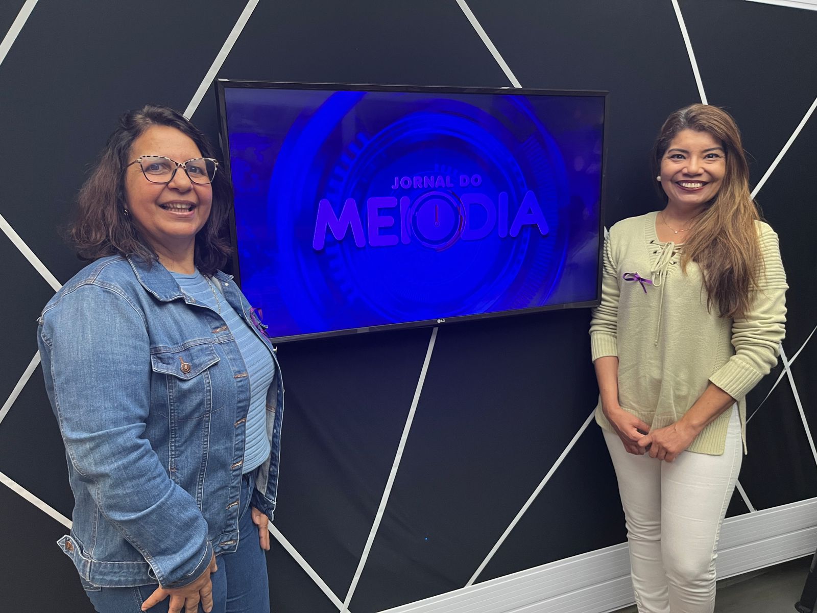 Junho Violeta, com Patrícia Adriana Mendes e Ana Lucia Barros, no Jornal do Meio-Dia