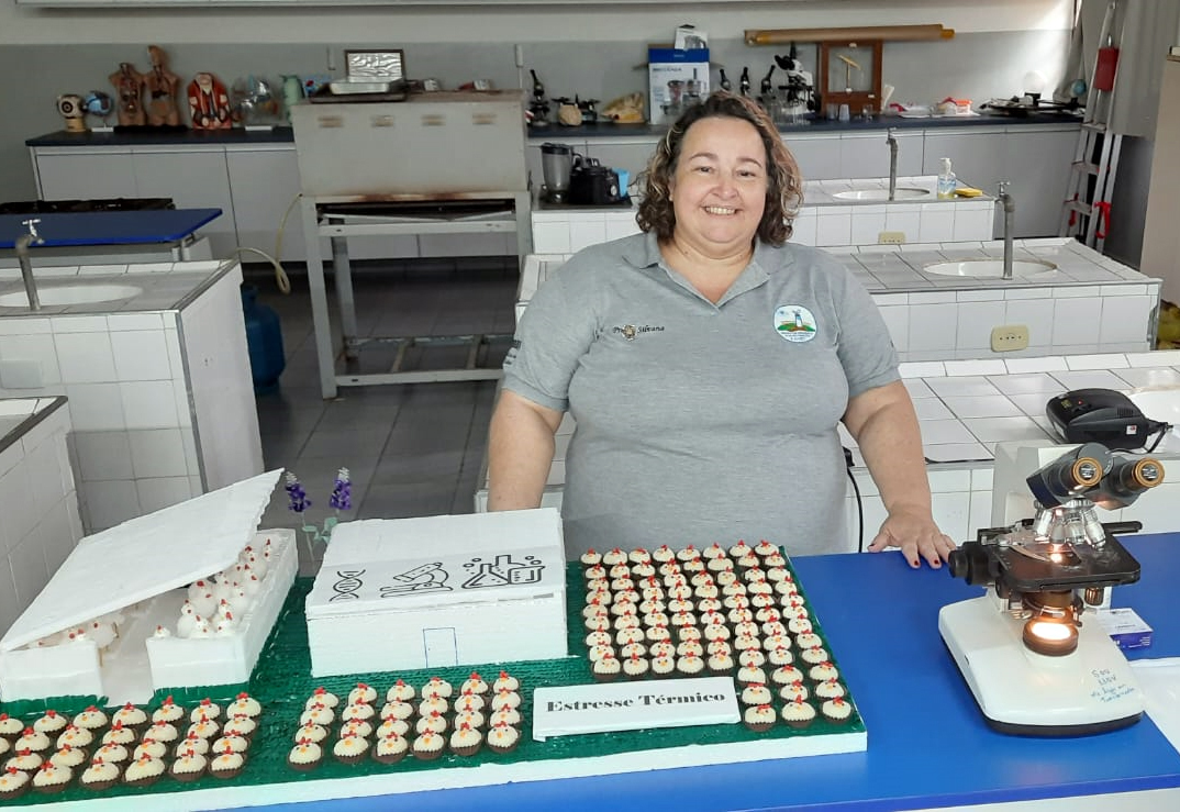 Professora do Centro Universitário de Adamantina conquista 1º lugar em Feira de Ciências da Unesp