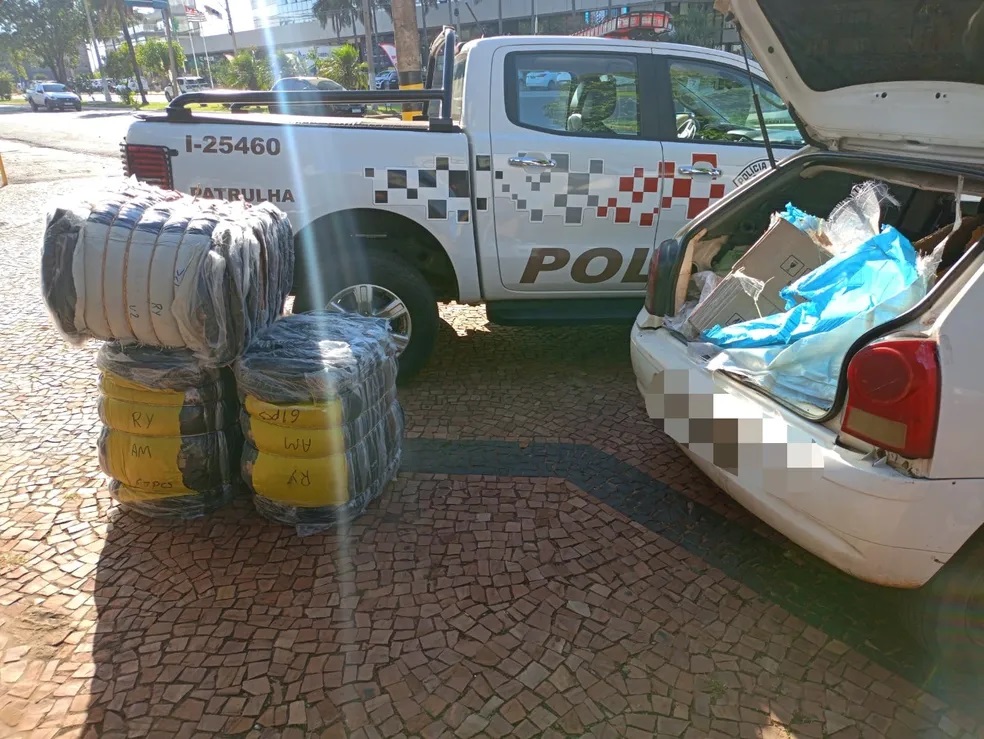 Motorista é preso em Tupi Paulista com 180kg de roupas, 1.400 óculos e 600 cigarros eletrônicos do Paraguai sem notas fiscais