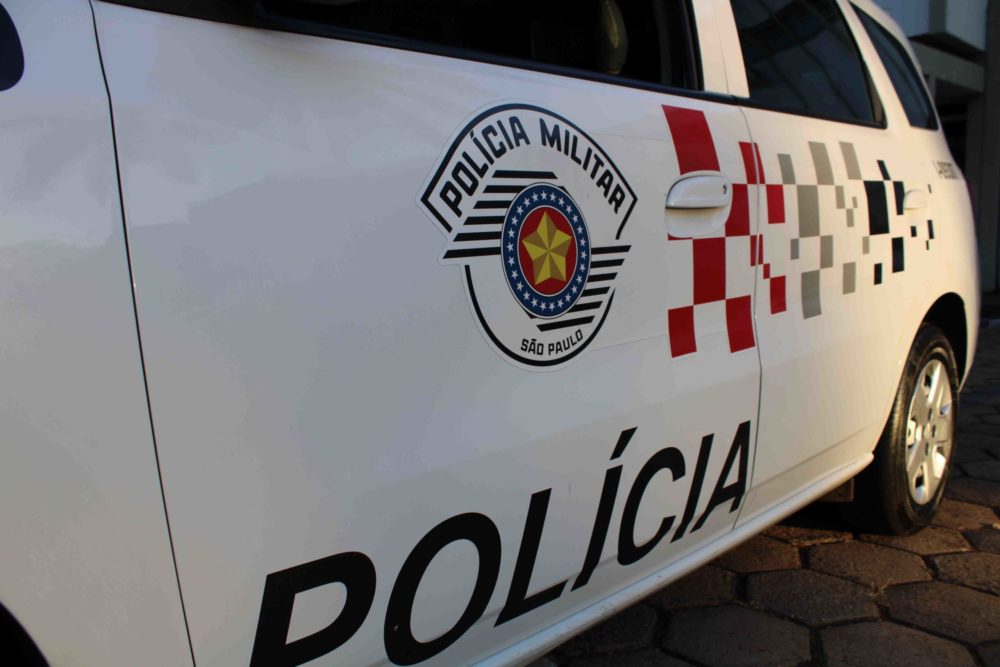 Policial militar é preso após agredir com socos a própria esposa, arma de fogo da corporação é recolhida