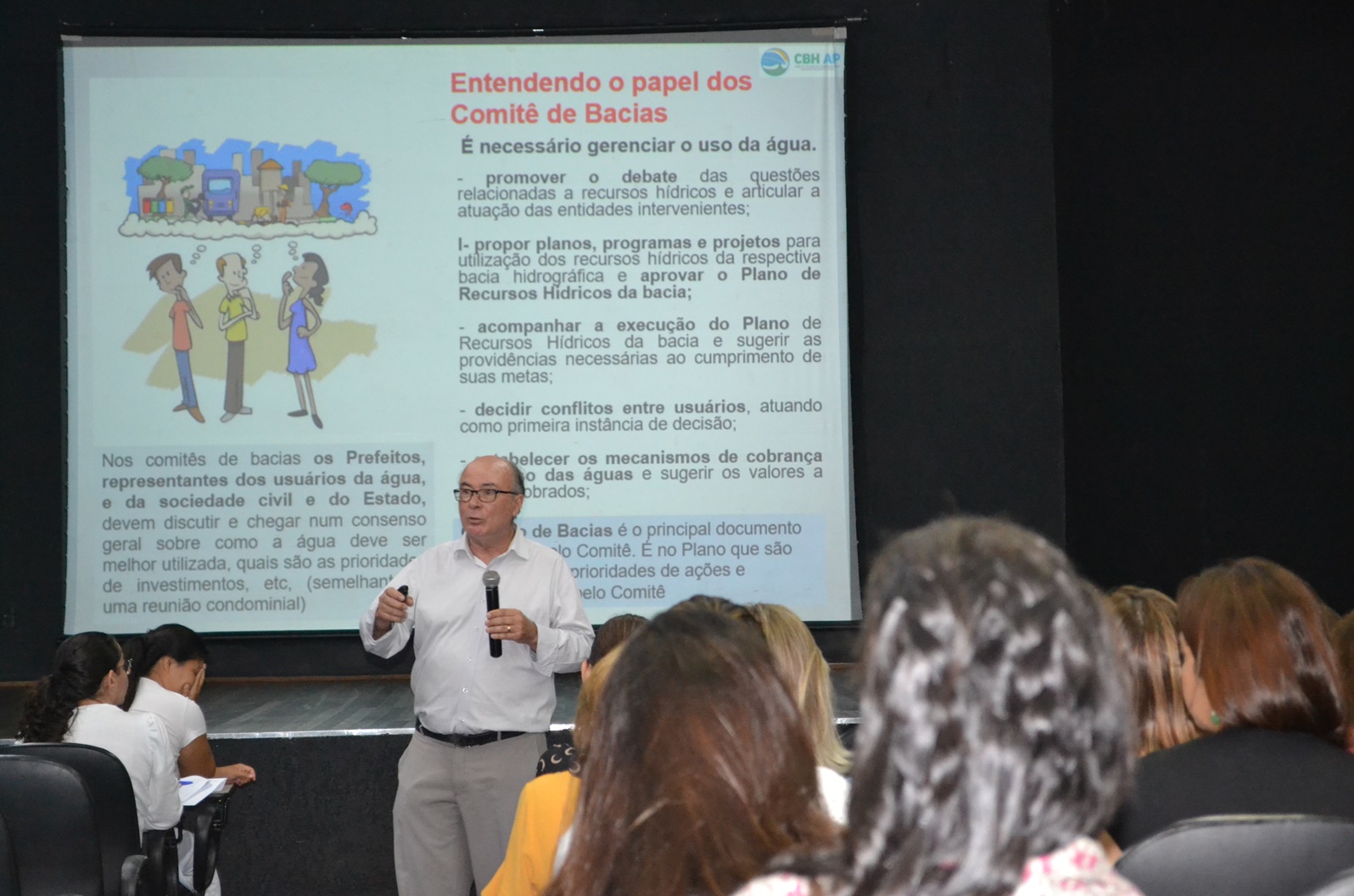 Docente do Centro Universitário realiza orientação técnica a professores da rede municipal de Adamantina