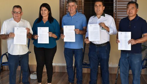 Termo aditivo para a execução do serviço regional de acolhimento institucional em residência inclusiva é assinado