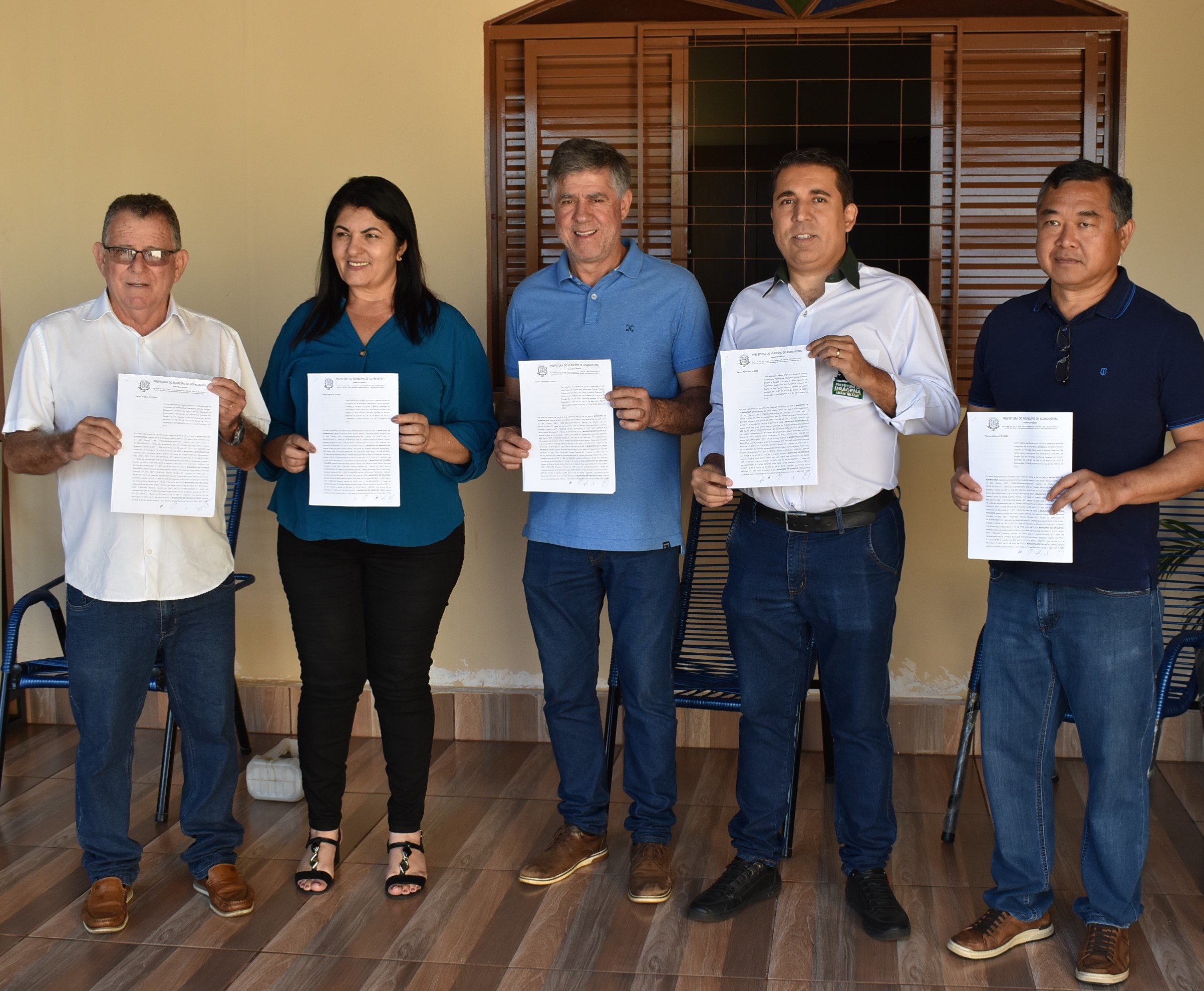 Termo aditivo para a execução do serviço regional de acolhimento institucional em residência inclusiva é assinado