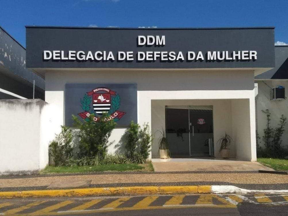 ADOLESCENTE DE 12 ANOS É BRUTALMENTE AGREDIDA PELA MÃE E OBRIGADA A INGERIR REMÉDIOS EM TUPÃ