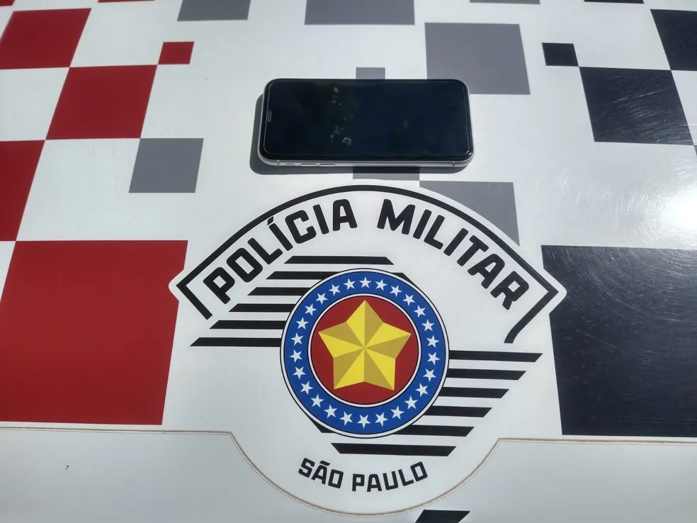 Homem é preso após furtar um aparelho celular em um açougue, em Adamantina