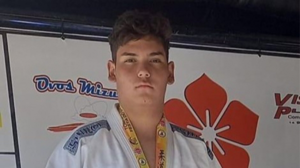 Em Adamantina mãe faz campanha de pizzas para filho participar de final de campeonato de judô