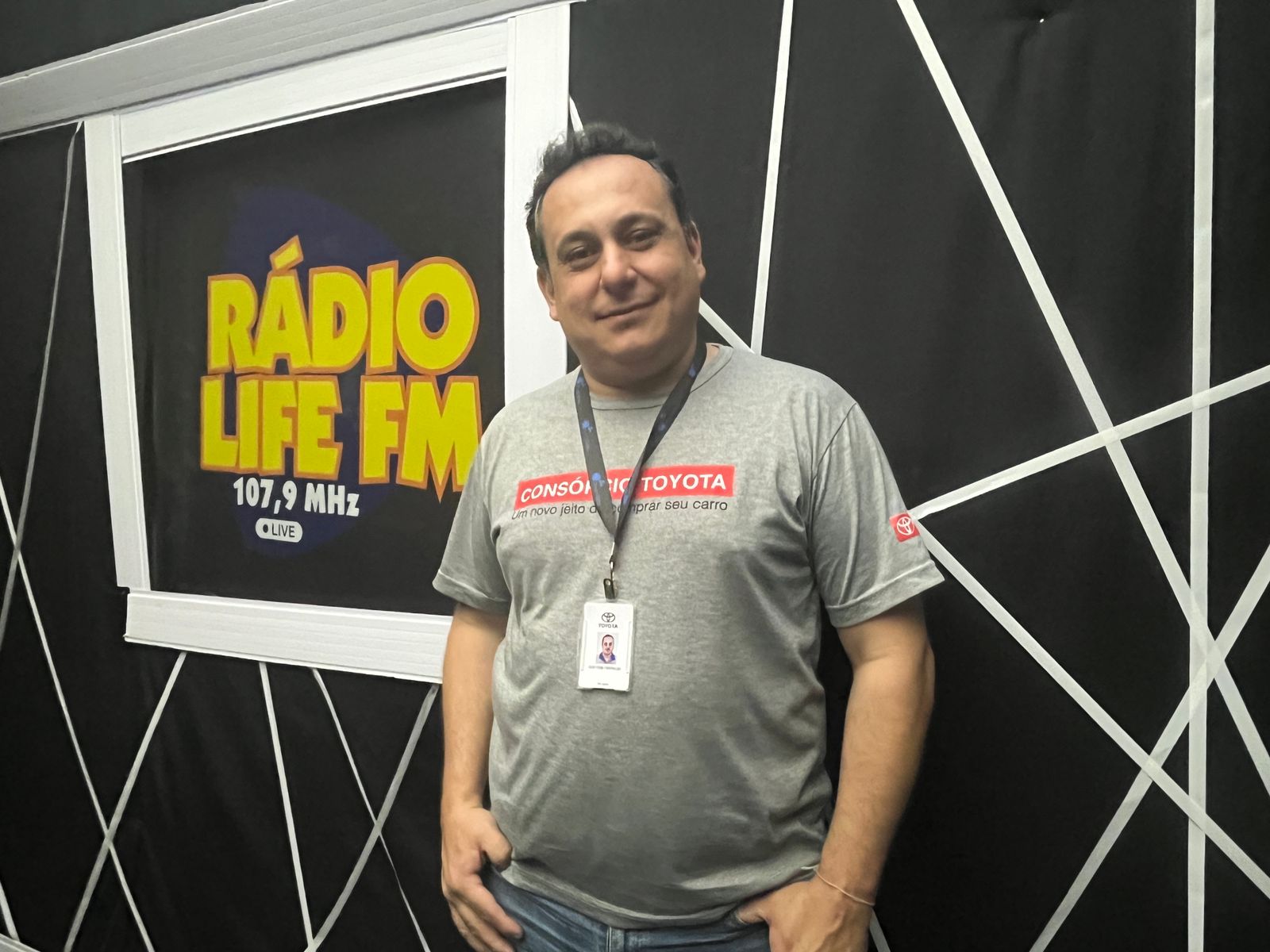 Adamantinense Cleiton Crepaldi é o gerente comercial da Via Japan Toyota Adamantina.