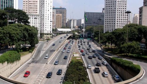 Proprietários de veículos podem pagar o IPVA via Pix