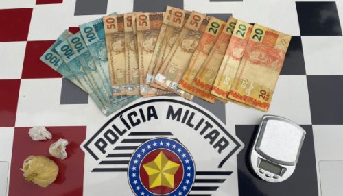 Homem é preso pela PM por tráfico de drogas após abordagem na vicinal Adamantina/Lucélia