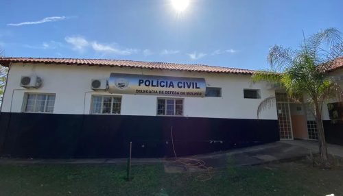 Em Osvaldo Cruz, mulher com filho bebê no colo é agredida pelo marido