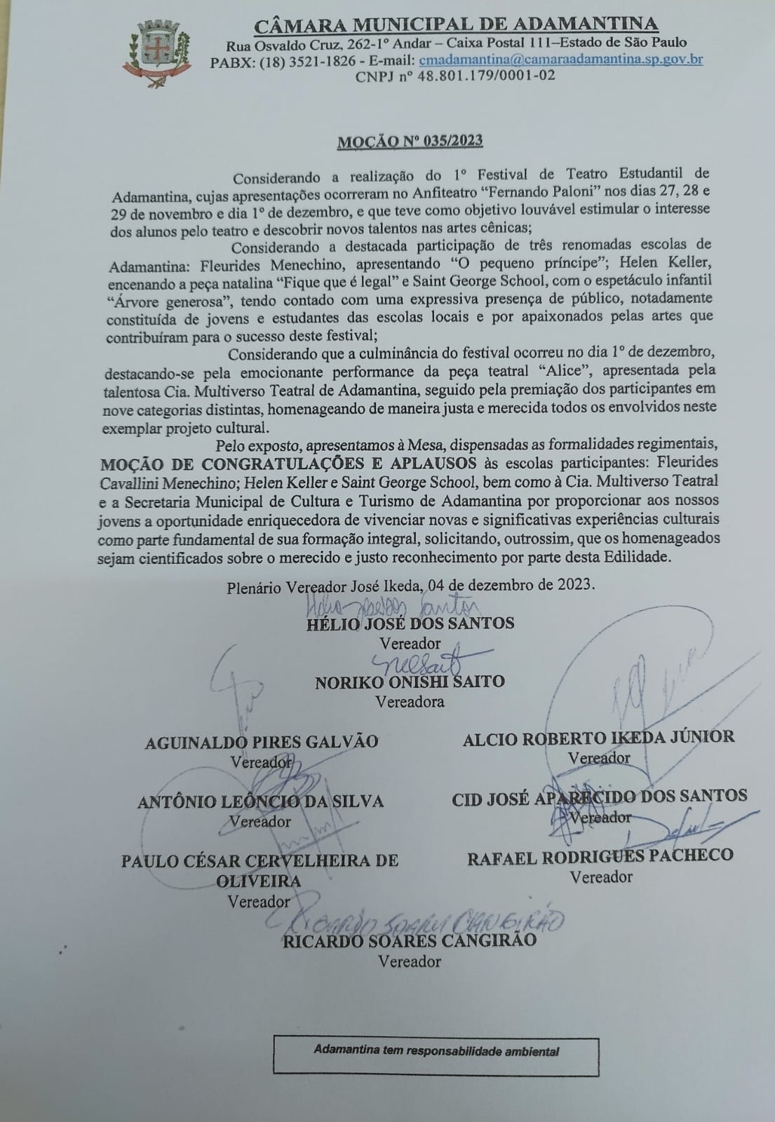 Secretaria de Cultura e Cia Multiverso Teatral recebem Moção de Congratulações e Aplausos da Câmara de Vereadores