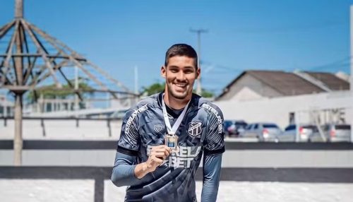 Goleiro do Ceará celebra momento no Sub-20 e projeta Copinha: 